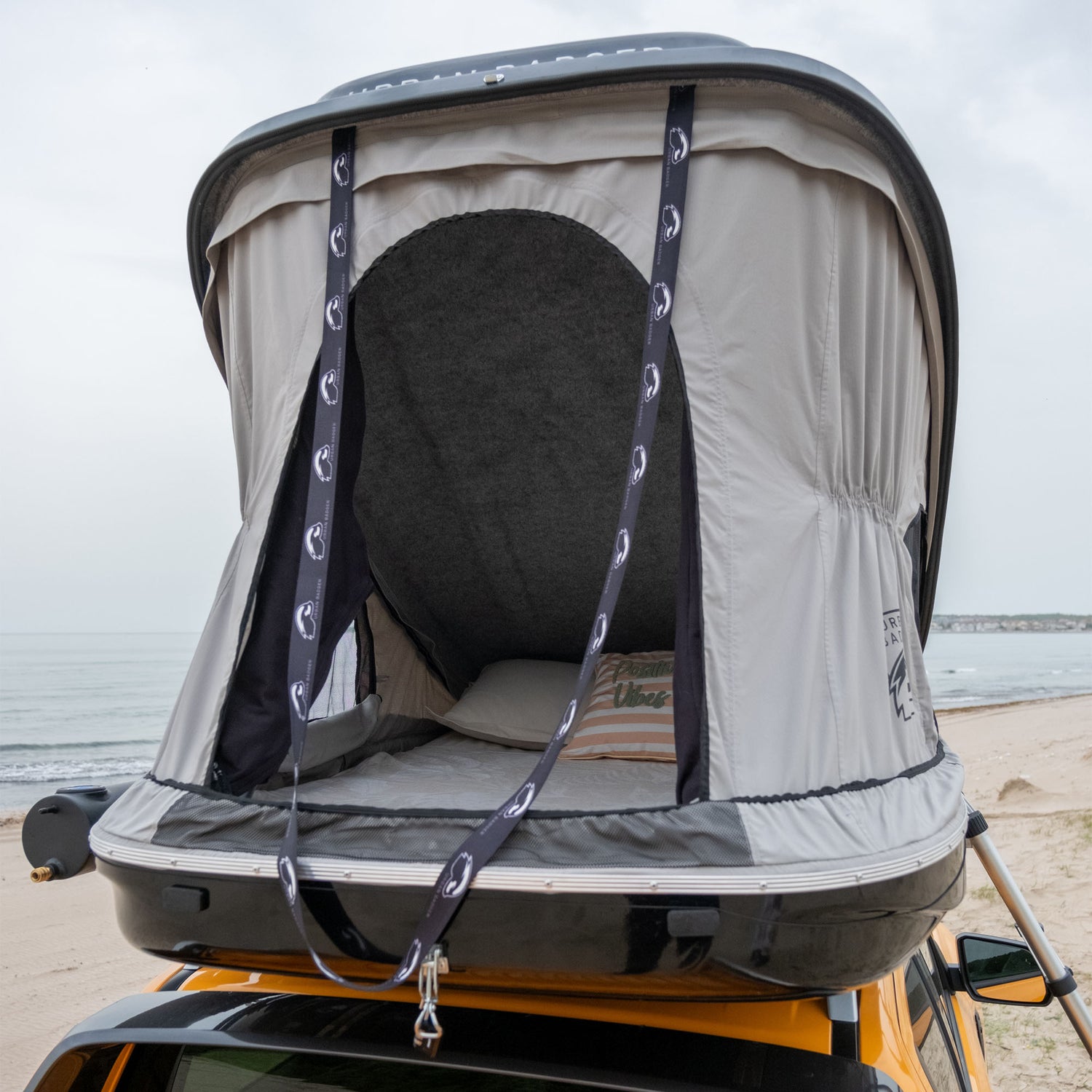 Urban Badger Nomad Lightweight 2-Person Rooftop Tent